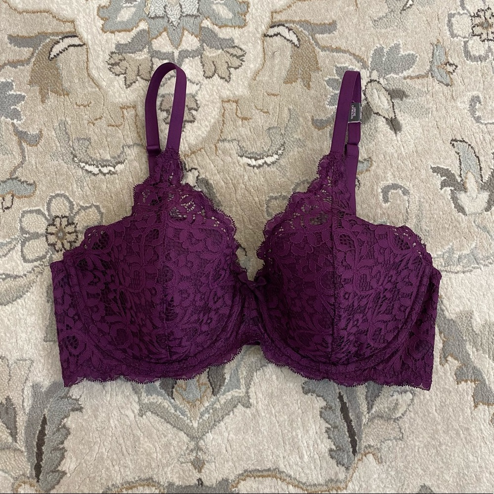 NWT Victoria’s Secret Body by Victoria Lined Demi Bra